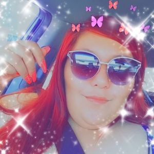 Meet your Posher, Marissa